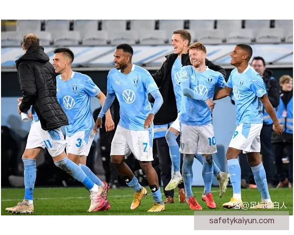 阿克足球潜力持续提升，防守表现稳健值得关注